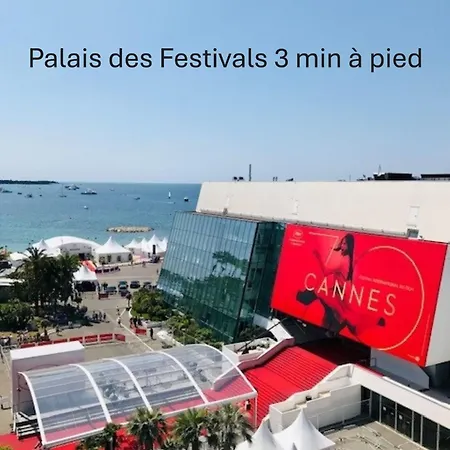 Spacieux 2 Pieces Vue Panoramique Sur Port De A1b47 Cannes